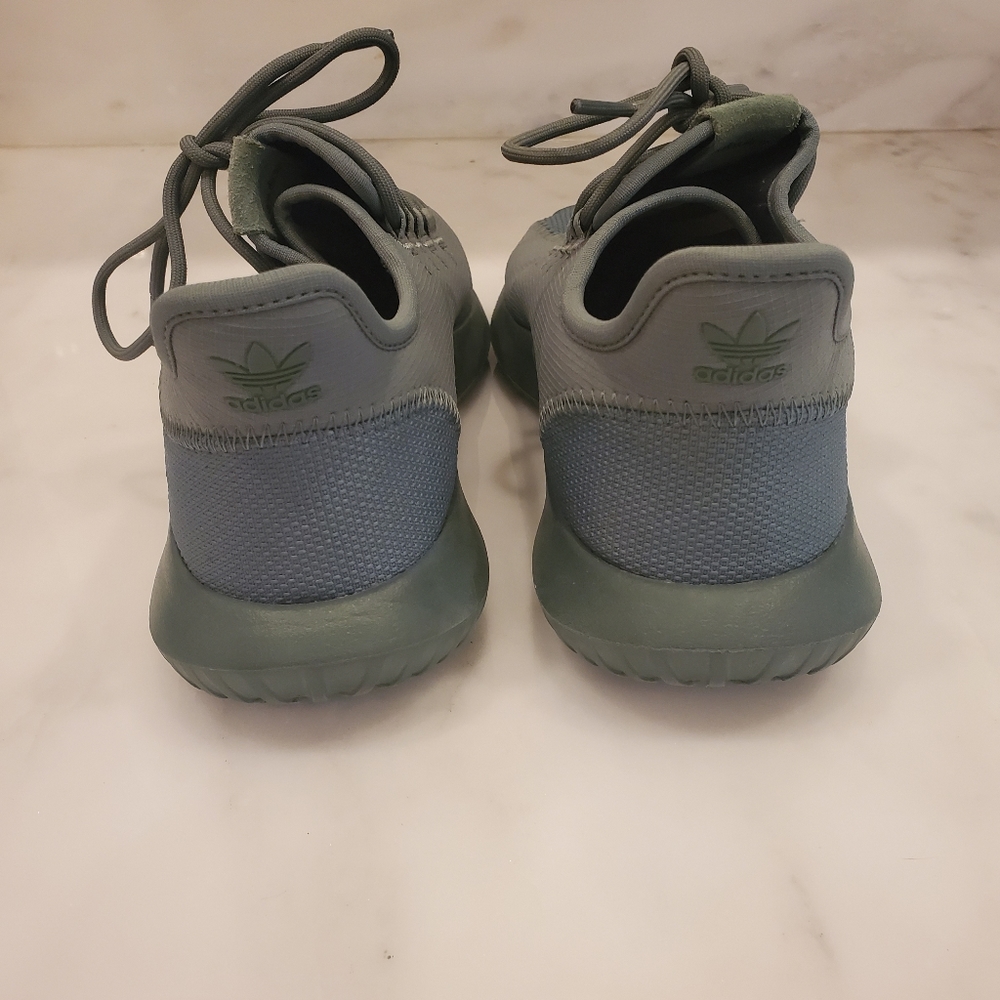 Adidas - Picture 4 of 4